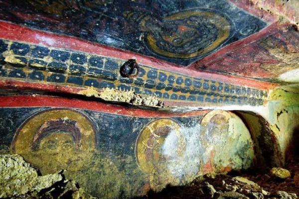 تور ترکیه مقرون به صرفه: تور مقرون به صرفه ترکیه: کشف کلیسای زیرزمینی بسیار قدیمی در ترکیه