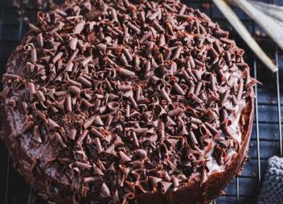 تزیین کیک شکلاتی با 6 روش زیبا به سبک قنادی